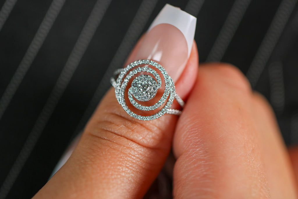 Bague_avec_Diamant_Serenade_Brillante