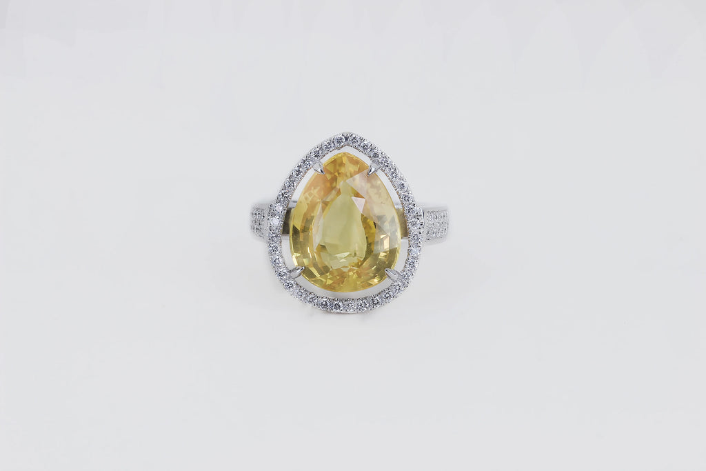 Bague_en_Diamant_jaune_Clemence