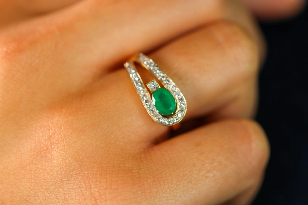 Bague_en_emeraude_verte_Daphne