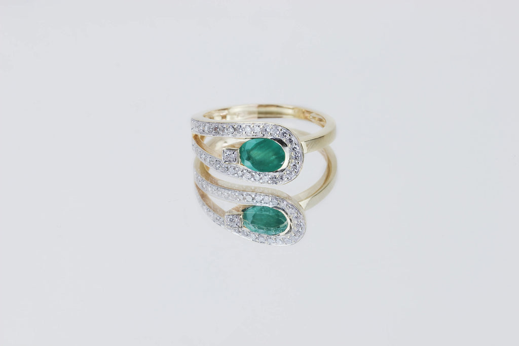 Bague_en_emeraude_verte_Daphne