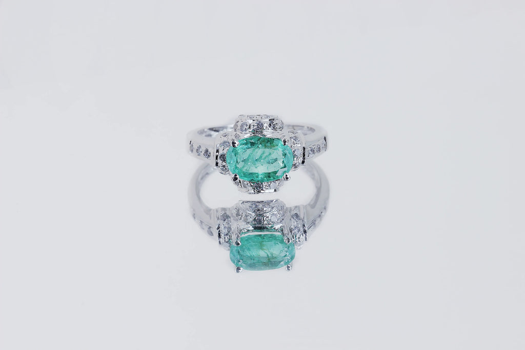 Bague_en_emeraude_verte_Serena