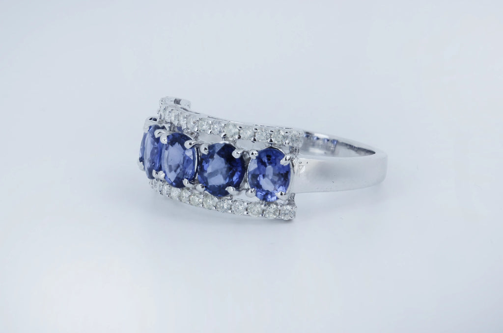 Bague en saphir bleu - Élise