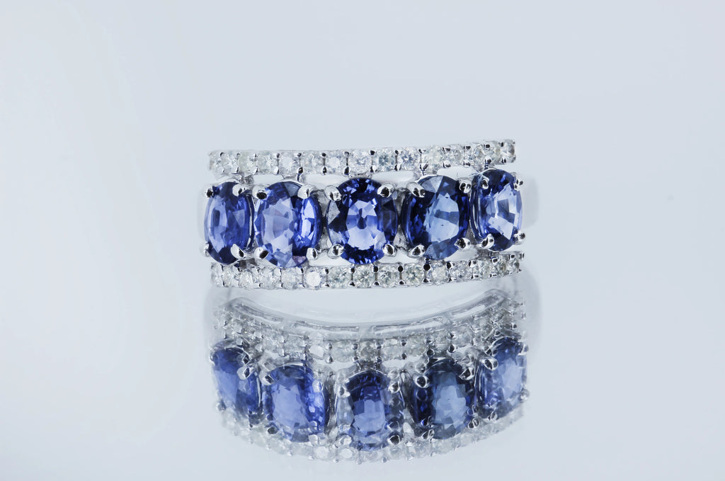 Bague_en_saphir_bleu_Elise