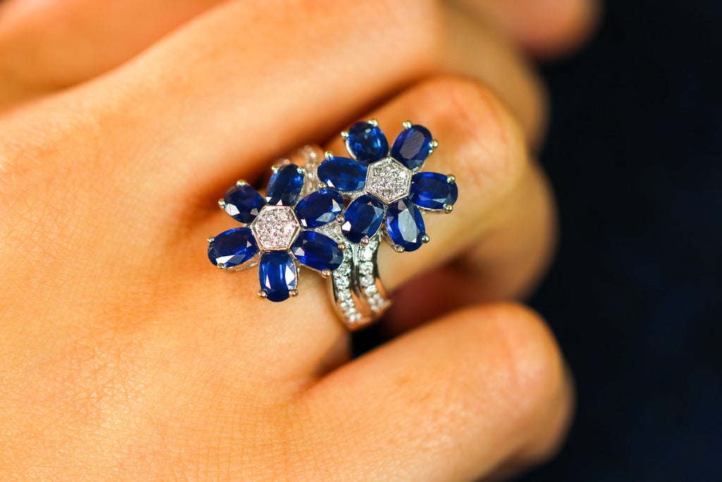 Bague_en_saphir_bleu_Mathilde