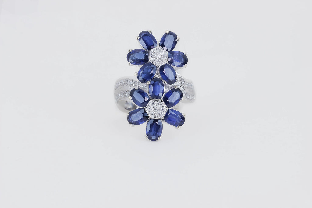 Bague_en_saphir_bleu_Mathilde