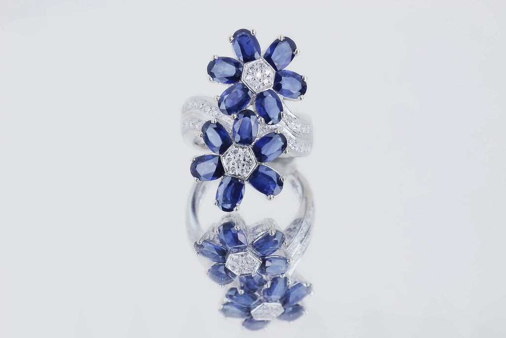 Bague_en_saphir_bleu_Mathilde