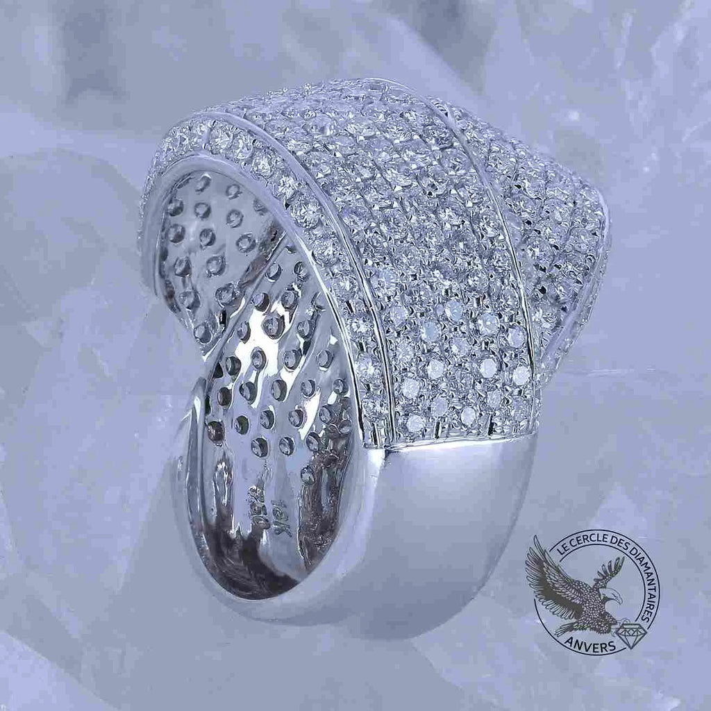 Gemeaux_Bague_drapee_en_Or_avec_Diamants